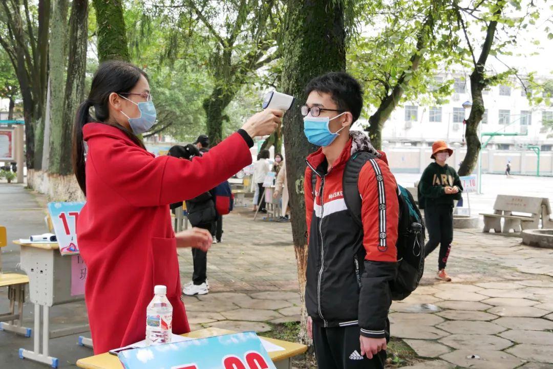 广西桂平喜见交通安全新篇章，共建和谐出行美好愿景